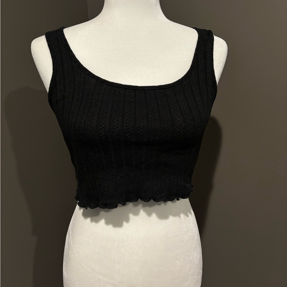 Black Cropped Tank